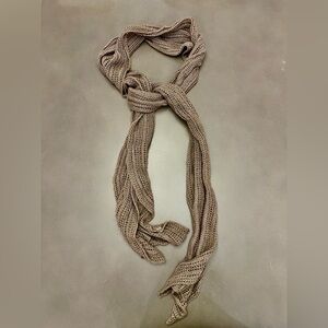 Elegant Brown Knit Scarf